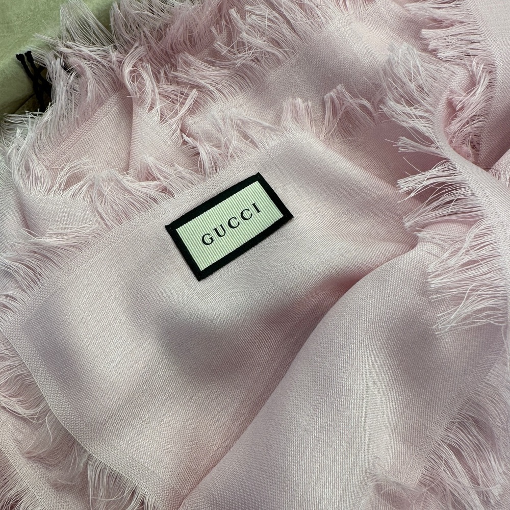 NWT Gucci Light Pink Scarf/Wrap